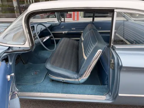Buick 1960 Invicta Sportcoupe. V8. Automat. Elhissar. Elsoffa. Mycket fint skick! till salu i Mellerud – bild 5 av 8