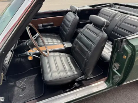 Plymouth 1969 GTX Convertible. 440 Airgrabber / Manuell. Super Track Pack. Dana 60. PS. PB. 1 av 701 ex. till salu i Mellerud – bild 5 av 8