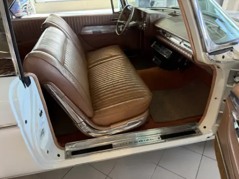 Imperial 1962 Crown Coupe Hardtop. 413 V8 / Automat. PS. PB. Läder. Tillverkad i 1010 ex.  till salu i Mellerud – bild 5 av 8