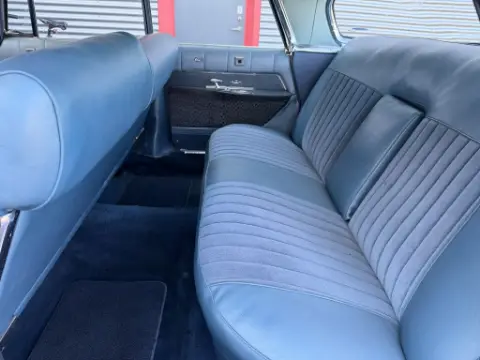 Imperial 1962 South Hampton 4 dörrars hardtop. 413 Cid V8. Automat. PS. PB.  till salu i Mellerud – bild 6 av 8