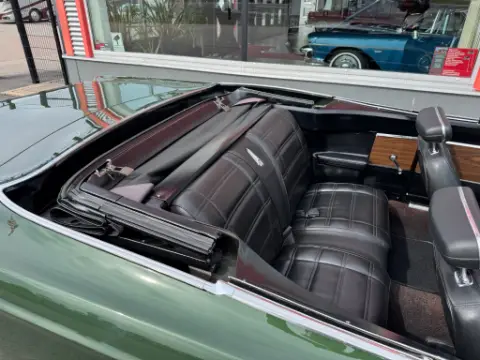 Plymouth 1969 GTX Convertible. 440 Airgrabber / Manuell. Super Track Pack. Dana 60. PS. PB. 1 av 701 ex. till salu i Mellerud – bild 6 av 8