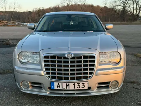 Chrysler 1966 Chrysler 300c SRT8 med 22" till salu i Strängnäs – bild 3 av 8