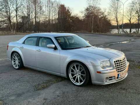 Chrysler 1966 Chrysler 300c SRT8 med 22" till salu i Strängnäs – bild 2 av 8