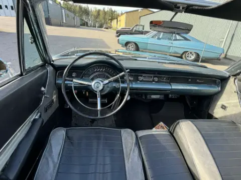 Chrysler 1966 Chrysler Newport Cab till salu i Strängnäs – bild 5 av 6