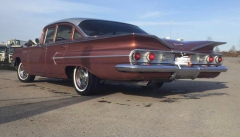 Chevrolet 1958 Lilla GM sommarhjul med impala navkapslar till salu i Knivsta – bild 5 av 6