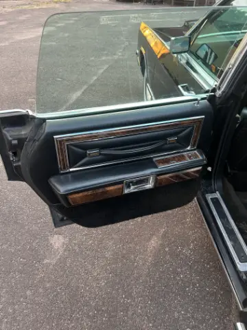 Lincoln 1977 Lincoln Continental Towncar 1977 till salu i Tidaholm – bild 7 av 8