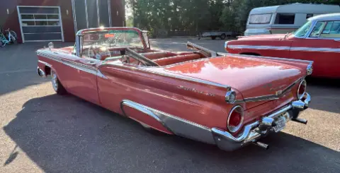 Ford 1959 Ford  sunliner -59 till salu i Tidaholm – bild 3 av 8