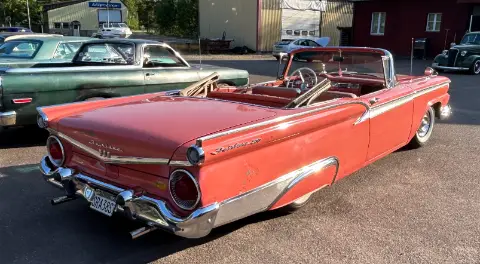 Ford 1959 Ford  sunliner -59 till salu i Tidaholm – bild 4 av 8