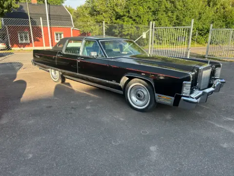 Lincoln 1977 Lincoln Continental Towncar 1977 till salu i Tidaholm – bild 2 av 8