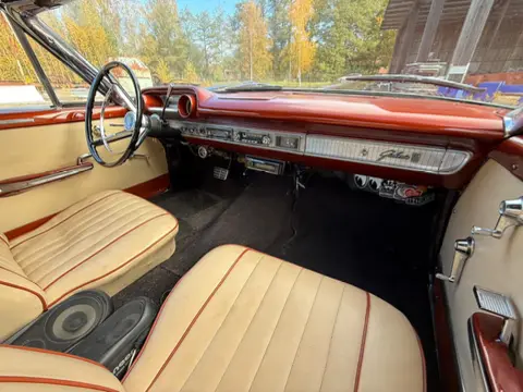 Ford 1963 Ford Galaxie -63 500 XL cab till salu i Karlsborg – bild 3 av 8