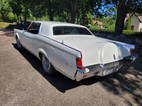 Lincoln 1970 Lincoln Continental MKIII till salu i Strängnäs – bild 2 av 8