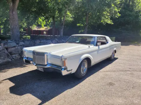 Lincoln 1970 Lincoln Continental MKIII till salu i Strängnäs – bild 1 av 8