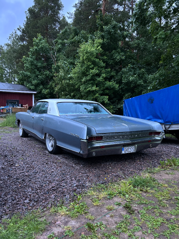 Pontiac 1965 Pontiac 1965 star cheif till salu i Finnerödja – bild 1 av 8