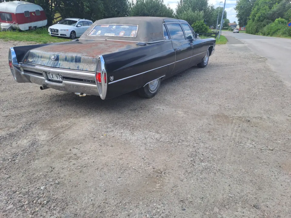 Cadillac fleetwood - 68