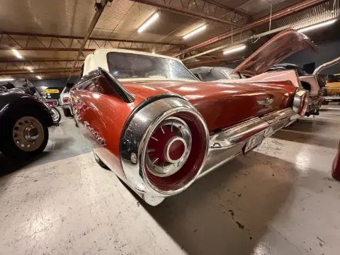 Ford 1963 Ford Thunderbird Cab - 1963 till salu i Hillerstorp – bild 6 av 8