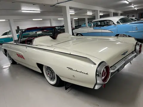 Ford Thunderbird Cab -63