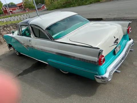 Ford 1956 FordnCrown Victoria 1956 till salu i Forserum – bild 2 av 6