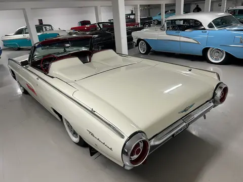 Ford 1963 Ford Thunderbird Cab -63 till salu i Forserum – bild 2 av 8