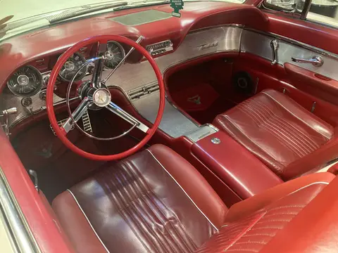 Ford 1963 Ford Thunderbird Cab -63 till salu i Forserum – bild 7 av 8