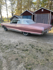 Pontiac 1966 Bonneville 66 Cab till salu i Stenstorp – bild 2 av 5