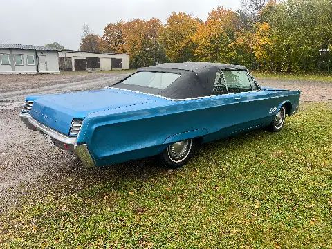 Chrysler 1967 Chrysler Newport Cab raggar skick  till salu i Hörby – bild 6 av 8