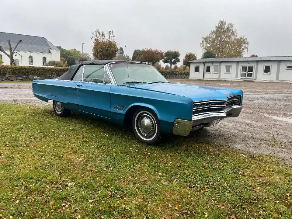 Chrysler Newport Cab raggar skick 