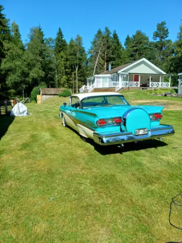 Ford 1958 Ford Fairlane 500 -58 till salu i Vänersborg – bild 3 av 8