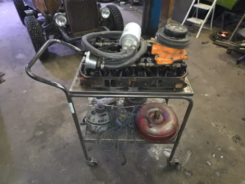Motor 318 till salu i Lindesberg – bild 5 av 5
