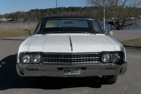Oldsmobile 1966 1966 Oldsmobile 98 till salu i Stallarholmen – bild 2 av 8