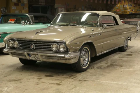 Buick 1961 Buick Electra 225 Convertible till salu i Stallarholmen – bild 2 av 8