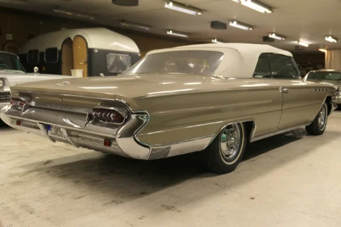Buick 1961 Buick Electra 225 Convertible till salu i Stallarholmen – bild 3 av 8