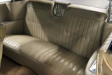Buick 1961 Buick Electra 225 Convertible till salu i Stallarholmen – bild 7 av 8