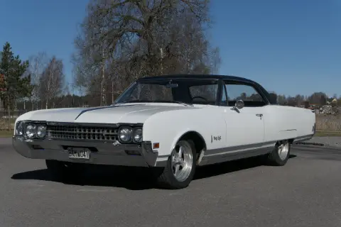 Oldsmobile 1966 1966 Oldsmobile 98 till salu i Stallarholmen – bild 3 av 8