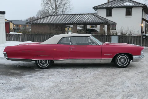 Pontiac 1965 Pontiac Bonneville Cab till salu i Stallarholmen – bild 3 av 8