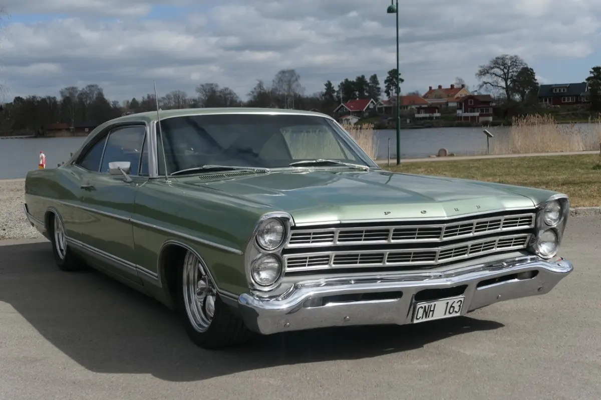 Ford Galaxie 500