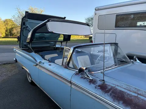 Ford 1959 Ford skyliner 1959 352 fe 3stegs crusomatic  till salu i Eslöv – bild 6 av 6