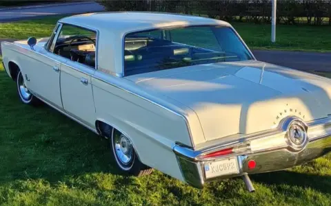 Chrysler imperial crown 