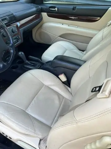 Chrysler 1900 Chrysler Seabring Limited Cab till salu i Kalmar – bild 5 av 6