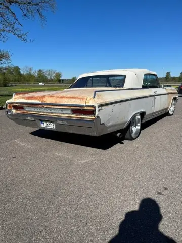 Oldsmobile 1964 Oldsmobile Dynamic 88 cab 1964 till salu i Kalmar – bild 4 av 8