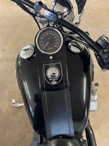 Harley Davidson Nighttrain jubileumsmodell 2003 till salu i Kalmar – bild 7 av 7