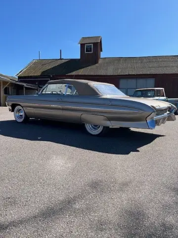 Oldsmobile 1961 Oldsmobile Dynamic 88 1961 till salu i Kalmar – bild 4 av 8