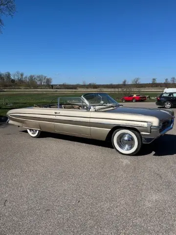 Oldsmobile 1961 Oldsmobile Dynamic 88 1961 till salu i Kalmar – bild 2 av 8