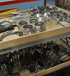 Mopar KP USA Bilar - Nya och begagande bildelar till både mopar och GM. till salu i Önum Lugnet – bild 5 av 5