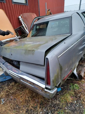 Cadillac Cadillac Fleetwood Reservdelsbil till salu i Västervik – bild 3 av 7