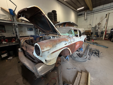 AMC 1957 Buick Century 4dr stolpe till salu i Kulltorp – bild 1 av 8