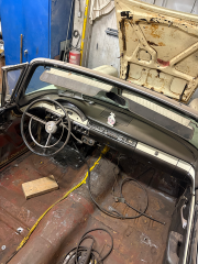 Ford 1957 Ford fairlane Sunliner 1957 E-code till salu i Österbybruk – bild 3 av 8